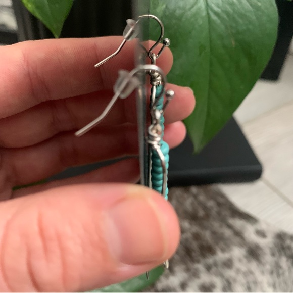 • [Handmade] Boho Beaded Earrings • - Picture 7 of 15